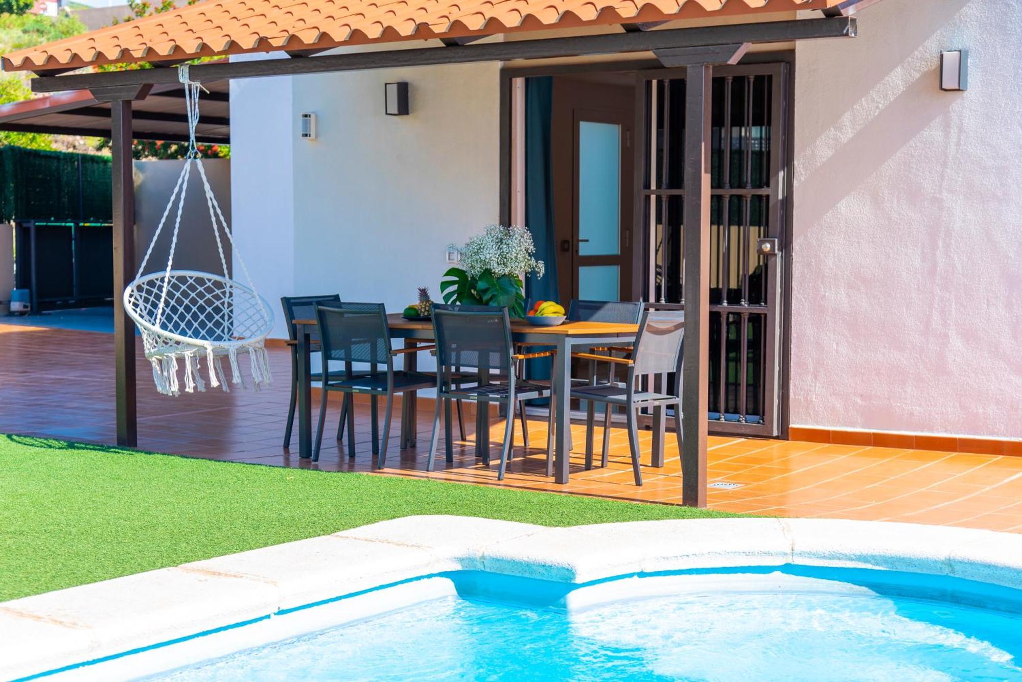 Villa Trueno Refugio De Lujo Con Piscina Climatizada Y Vistas Candelaria Ngoại thất bức ảnh